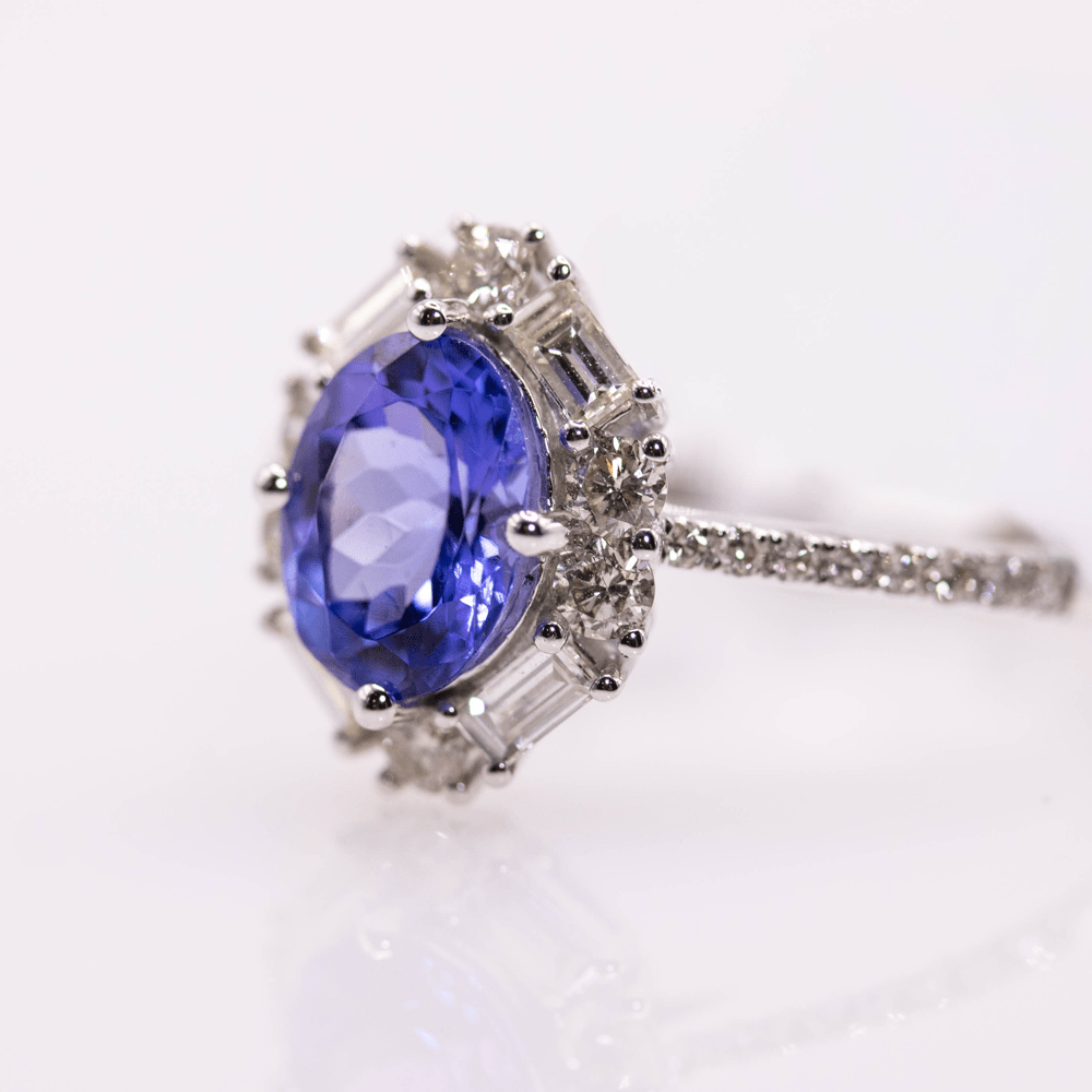 18k Tanzanite ring Gold & Silver Pawn Shop