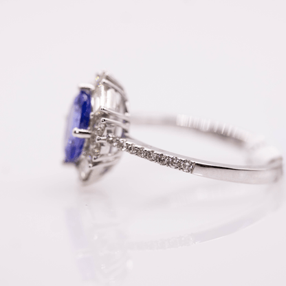 18k Tanzanite ring Gold & Silver Pawn Shop