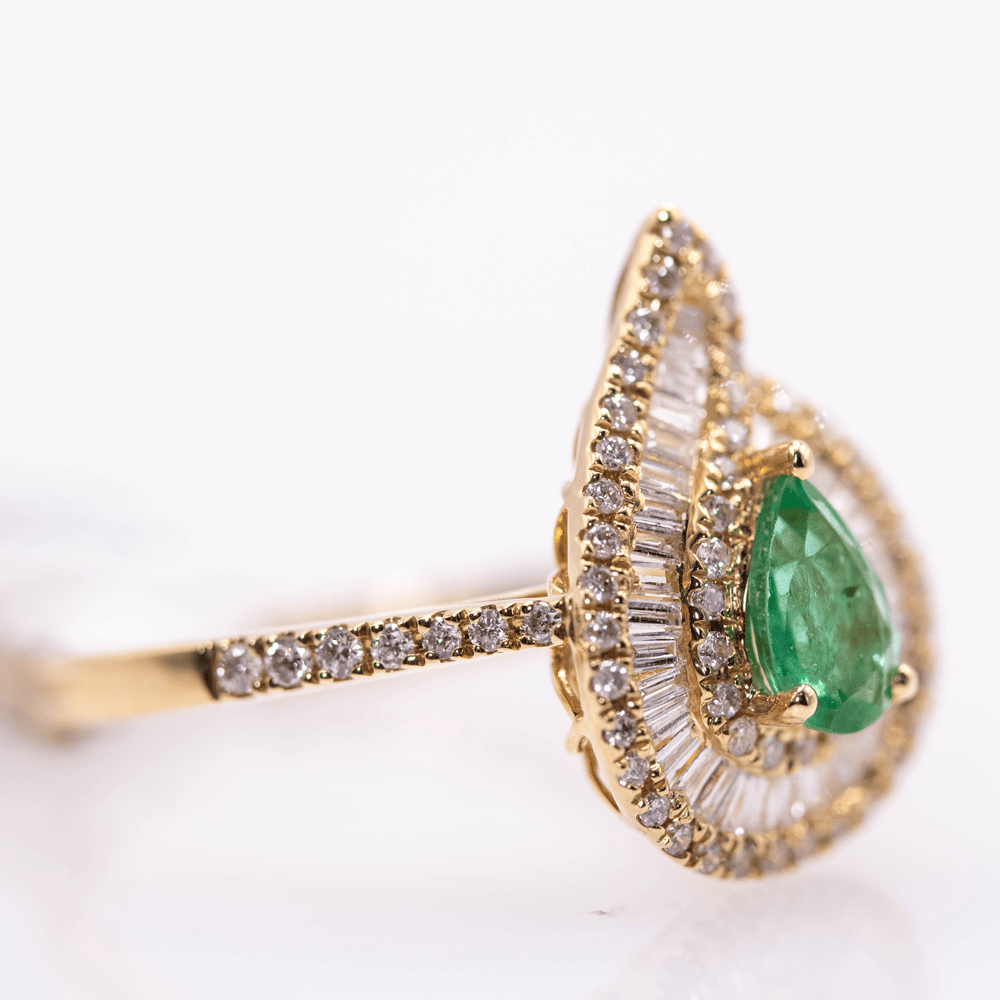18K Pear Cut Emerald Ring Gold & Silver Pawn Shop