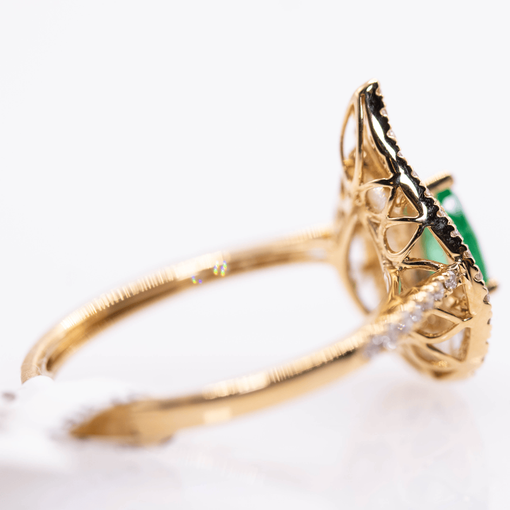 18K Pear Cut Emerald Ring Gold & Silver Pawn Shop