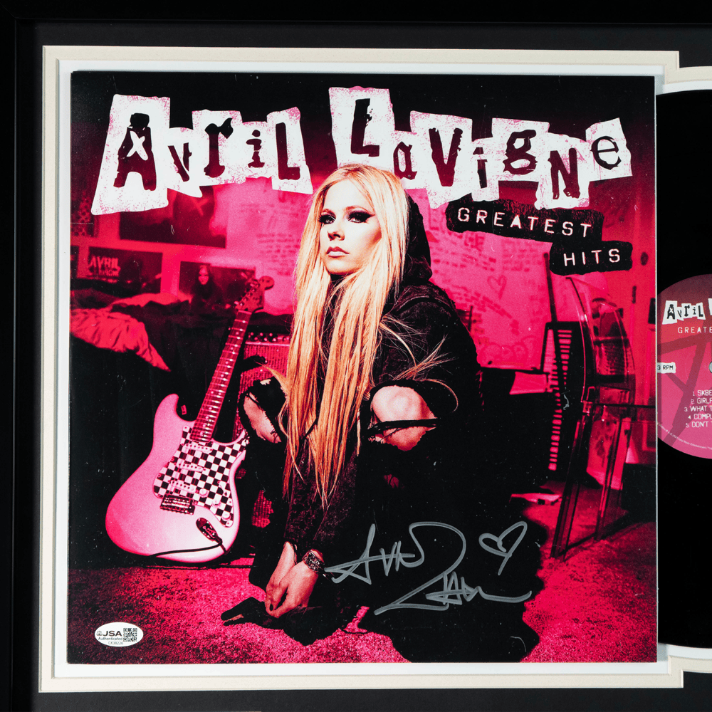 Avril Lavigne Autograph Memorabilia Gold & Silver Pawn Shop