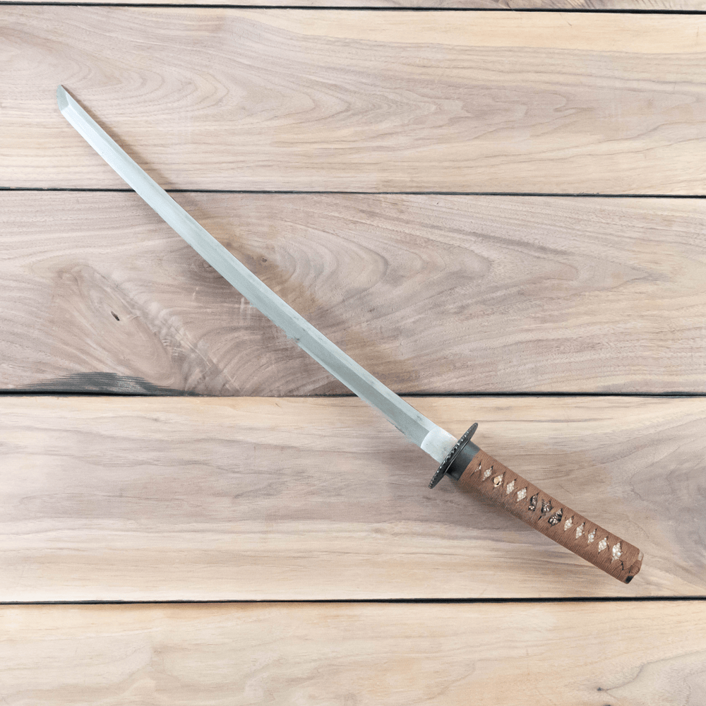 1500s Mihara Masanobu Wakizashi Sword with Dagger and Hair Pin. Gold & Silver Pawn Shop