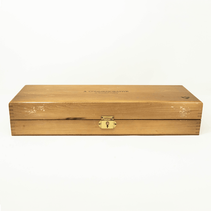 Wenoka 1983 Commemorative Diver's Knife
Gold & Silver Pawn Shop