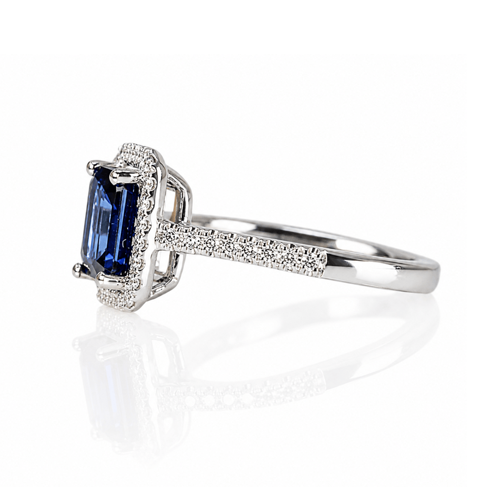 14K White Gold Emerald-Cut Sapphire Diamond Halo Ring
Gold & Silver Pawn Shop