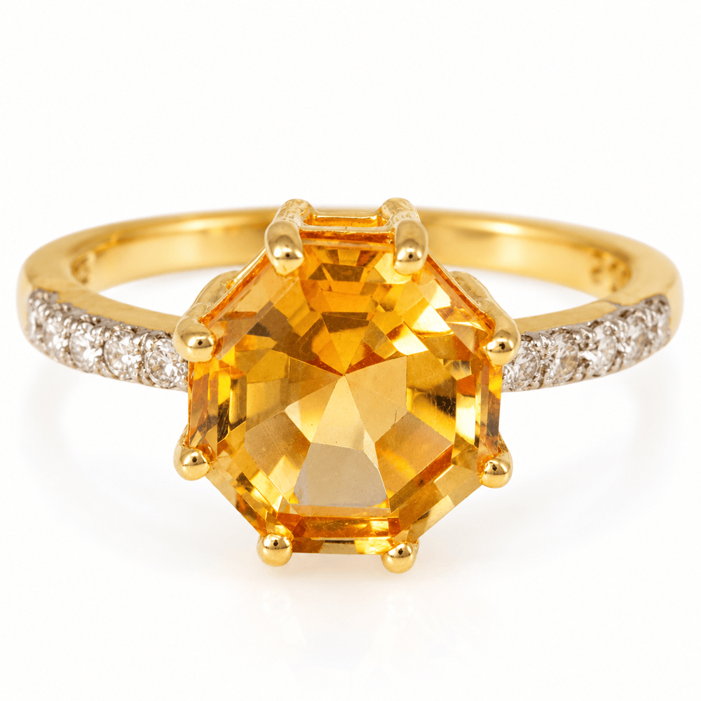 14K Yellow Gold Hexagon Citrine & Diamond Accent Ring
Gold & Silver Pawn Shop