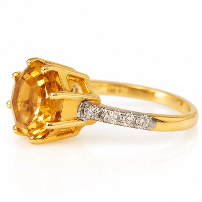 14K Yellow Gold Hexagon Citrine & Diamond Accent Ring
Gold & Silver Pawn Shop