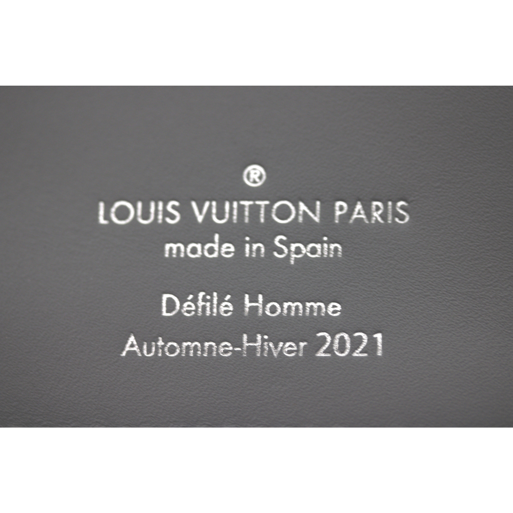 Louis Vuitton Monogram Silver Mirror Zip Purse Text View