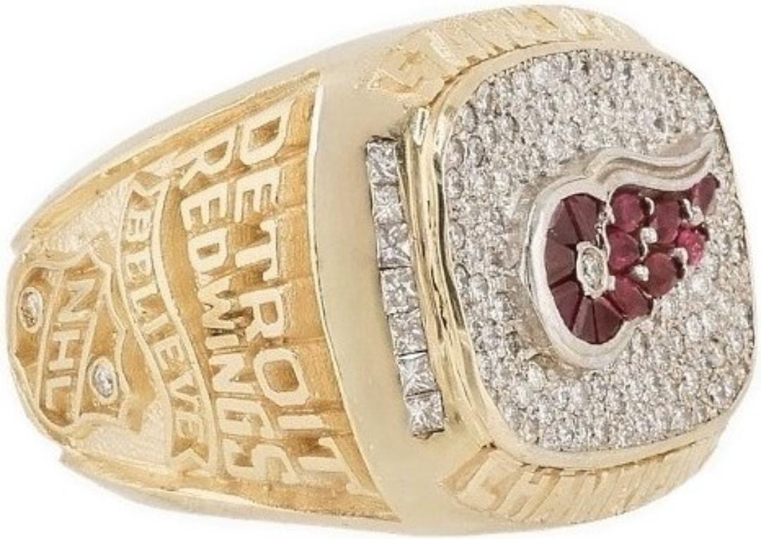 1998 Detroit Red Wings Stanley Cup Ring Gold & Silver Pawn Shop