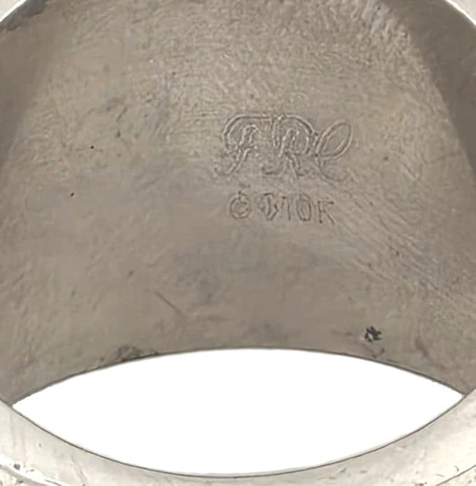 2004 University of North Carolina Continental Tire Bowl Ring