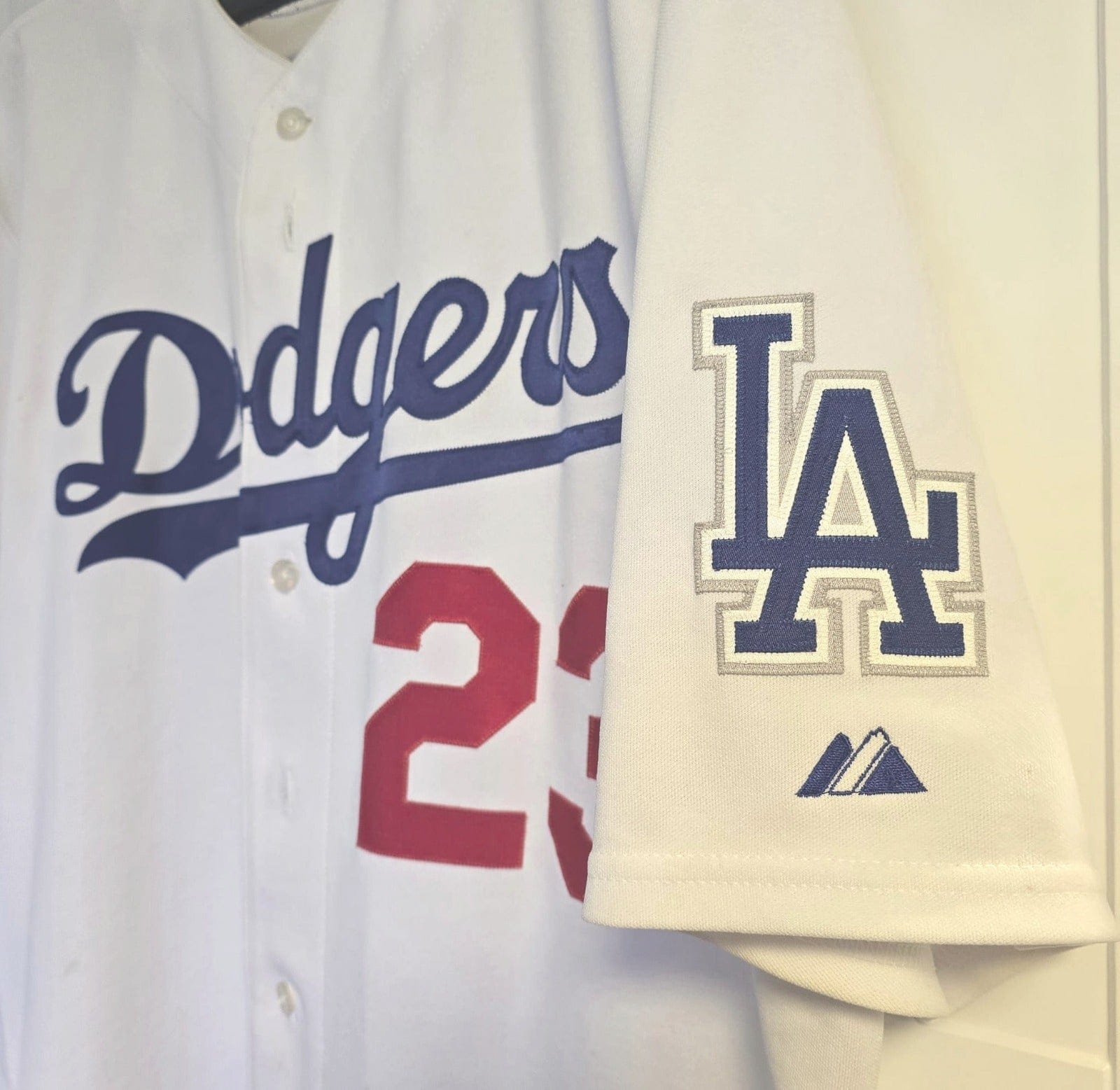 Derek Lowe 2005 LA Dodgers Game Worn Jersey Gold & Silver Pawn Shop