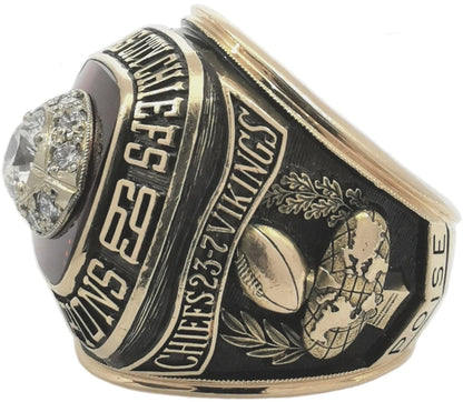1969 Kansas City Chiefs Super Bowl Ring - Salesman Sample Gold & Silver Pawn Shop