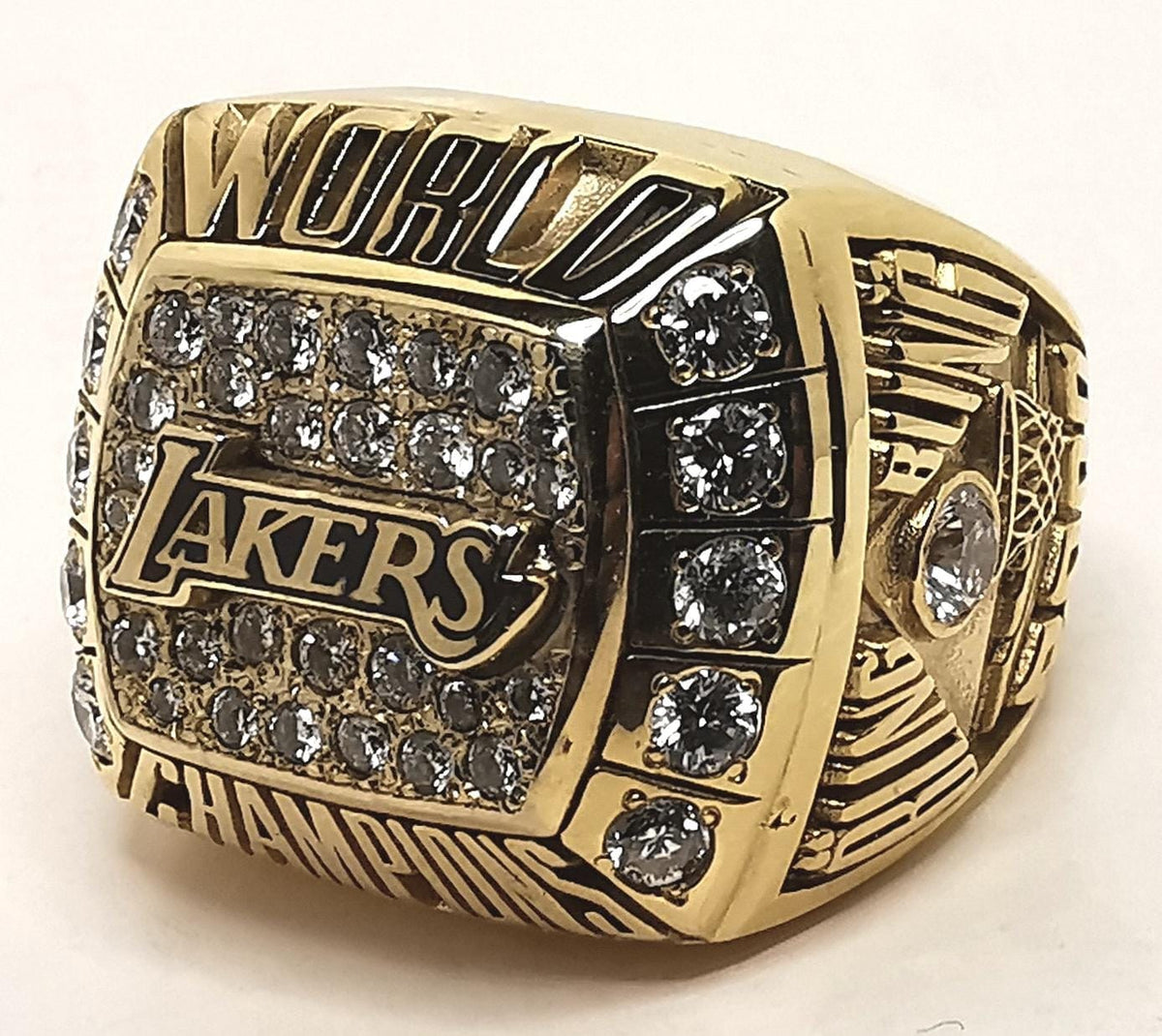 Nba Rings Pictureas 2000 Los Angeles Lakers NBA Finals Ring – Gold & Silver Pawn Shop