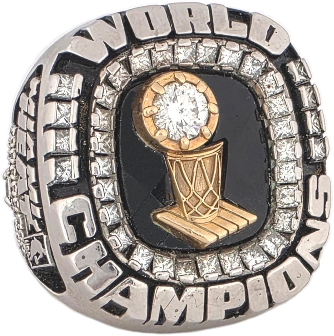 NBA Championship Rings – Gold & Silver Pawn Shop