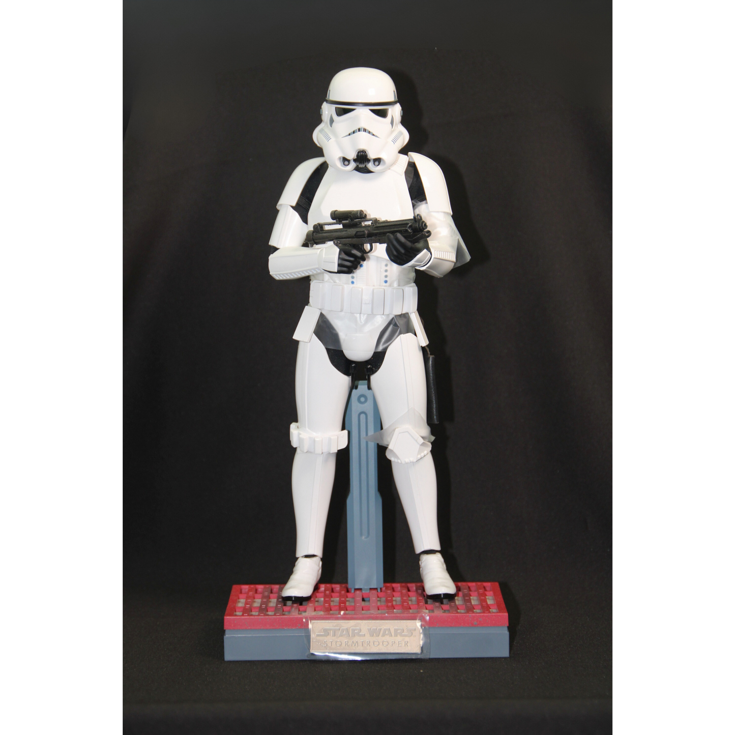 Star Wars: Stormtrooper Hot Toys Full Front View