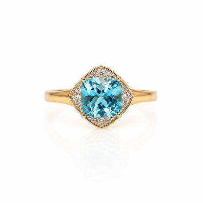 14K Yellow Gold Blue Topaz & Diamond Accent Ring
Gold & Silver Pawn Shop