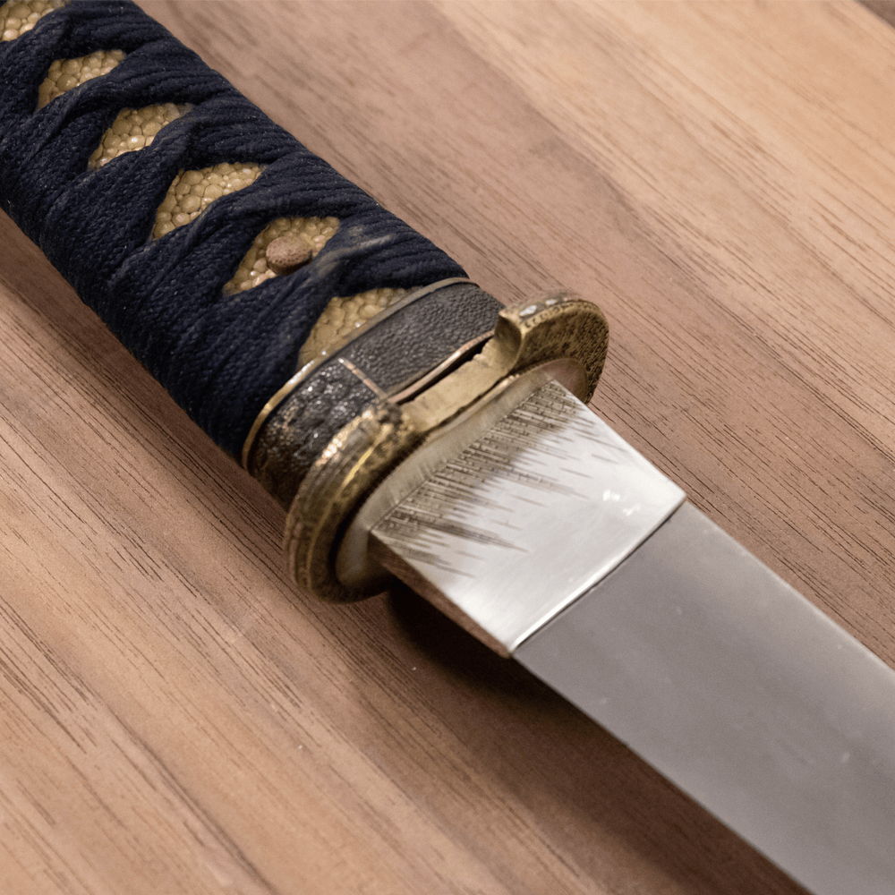 1600s Wakizashi Unsigned Sword
Gold & Silver Pawn Shop