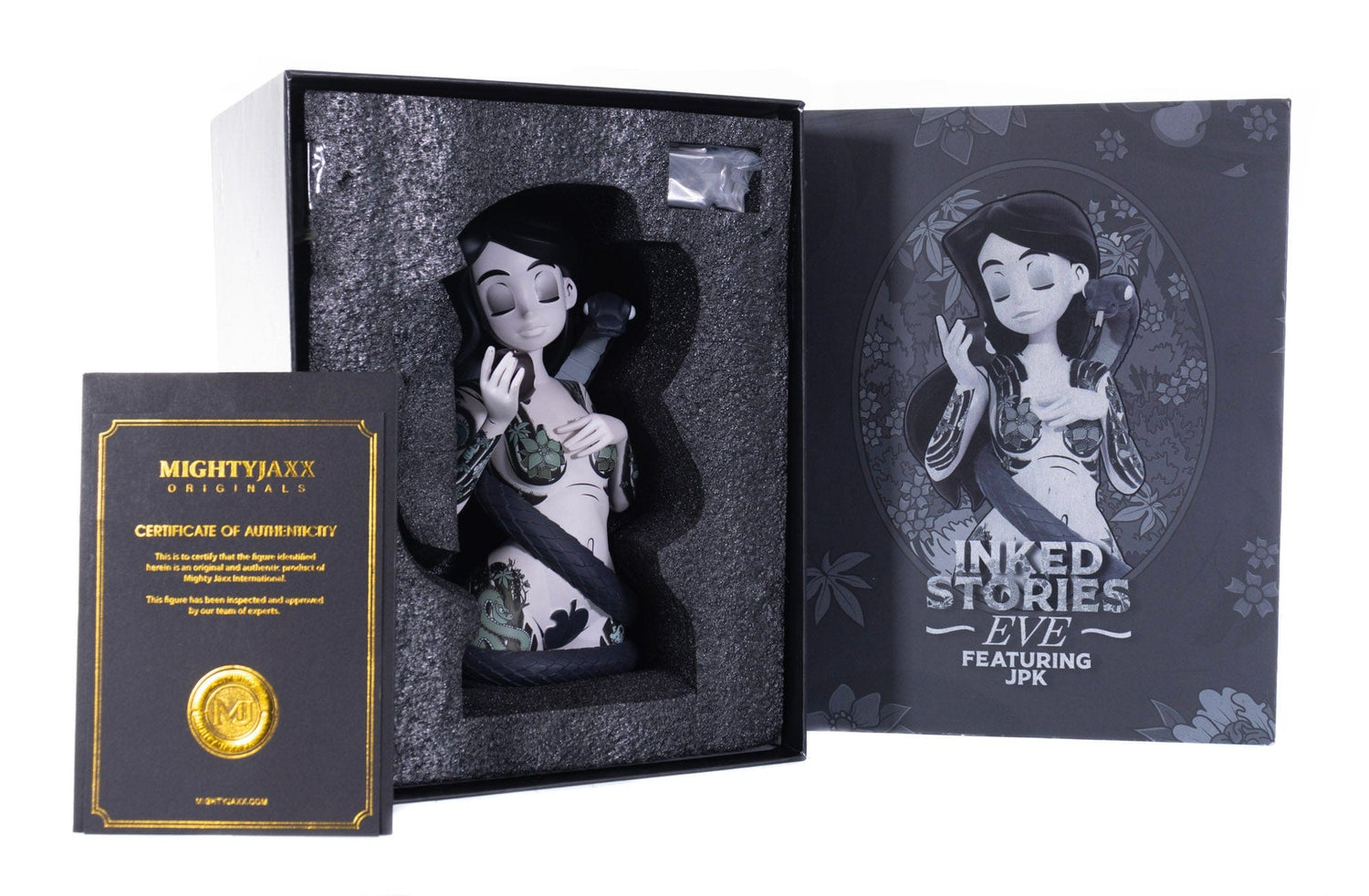 Mighty Jaxx;  Eve Limited Edition Art Toy Box