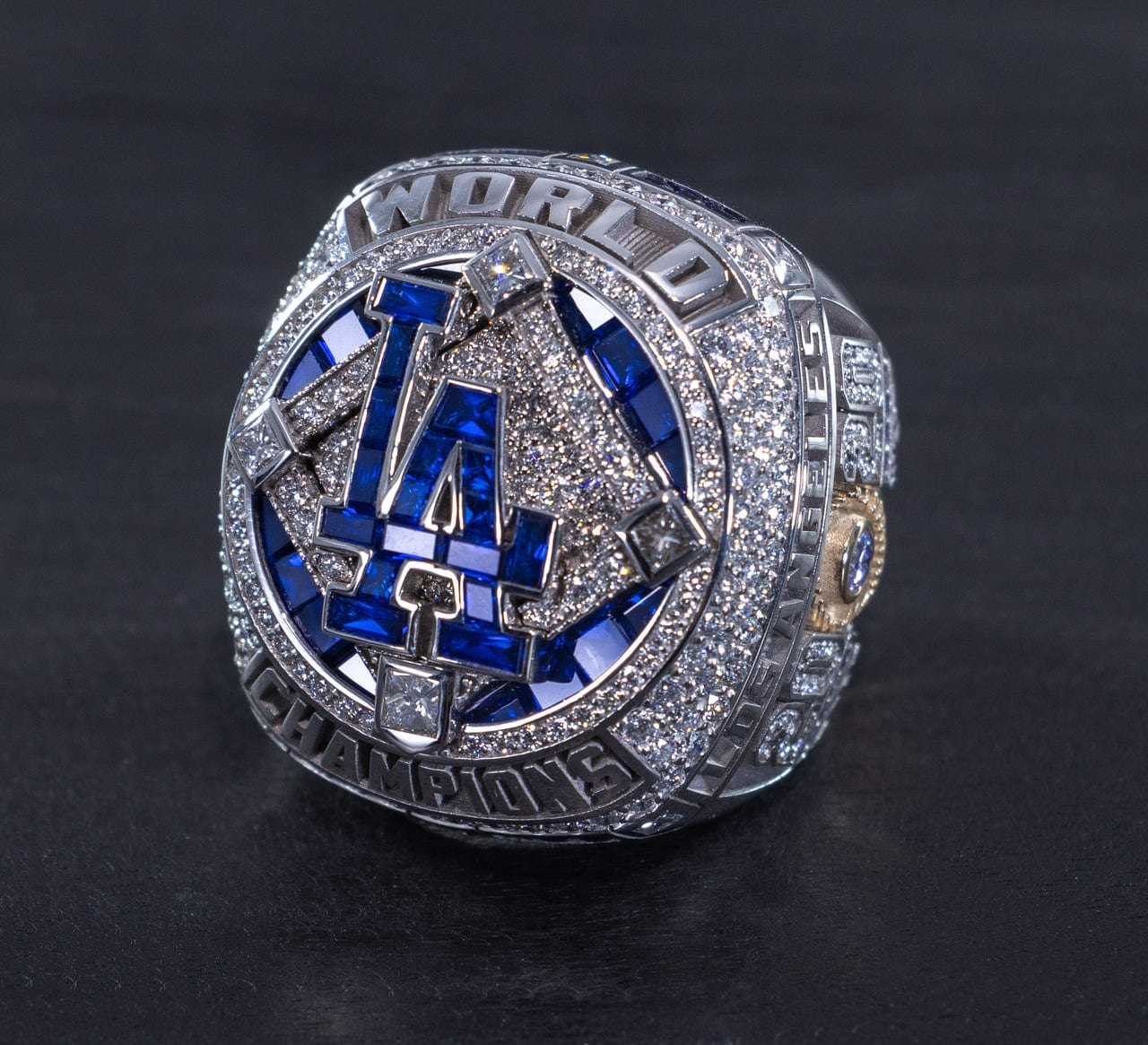 L.A. Dodgers Get Icy World Series Rings, More Than 100 Diamonds