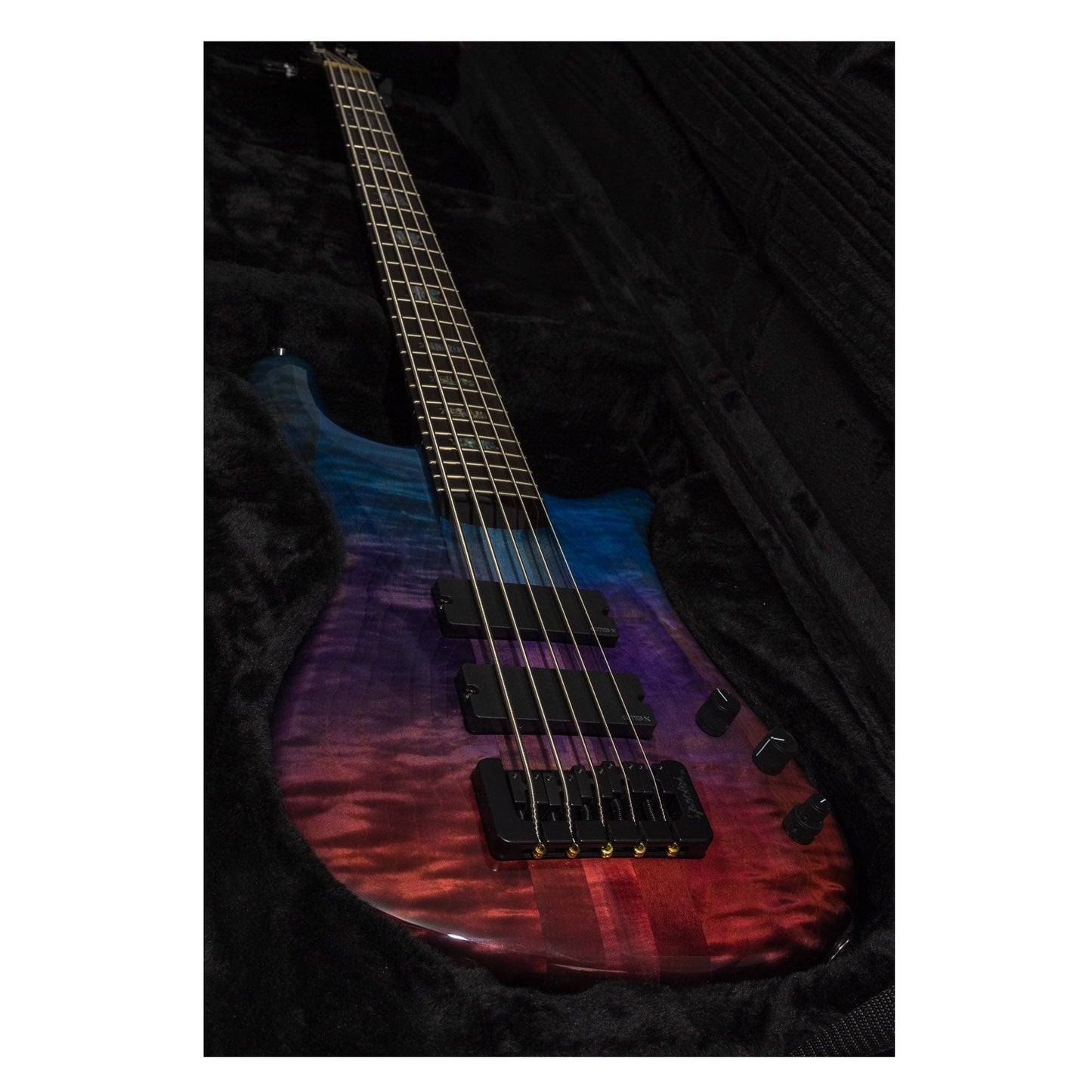 Spector NS-5XL Quilted Maple Top 5-String Electric Bass Gloss Natural Black Backdrop