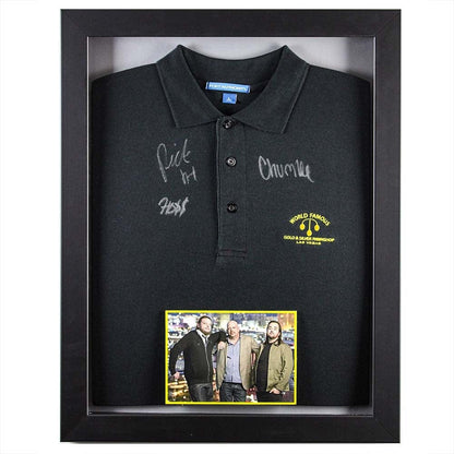 "Pawn Stars" cast signed t-shirt