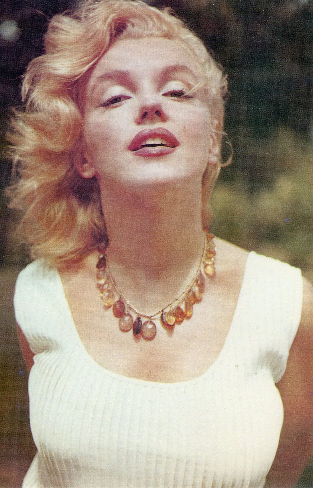 Marilyn Monroe Vintage Style Postcard -Portrait by Sam Shaw